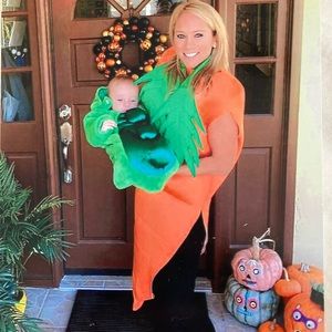 Infant Sweet Pea Halloween Costume + Mom Carrot Costume